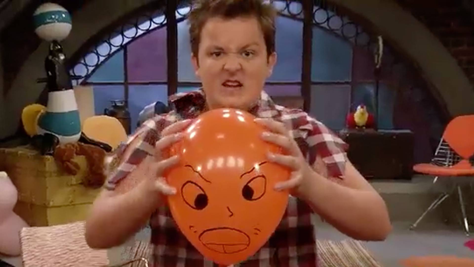 What’s Gibby Thinking About? - Icarly (video Clip) 